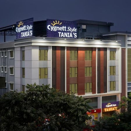 Cygnett Style Tania'S Hotel Siliguri Bagian luar foto